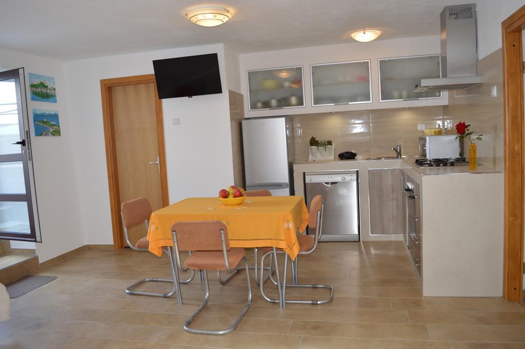 ורבניק Apartment Andrija מראה חיצוני תמונה