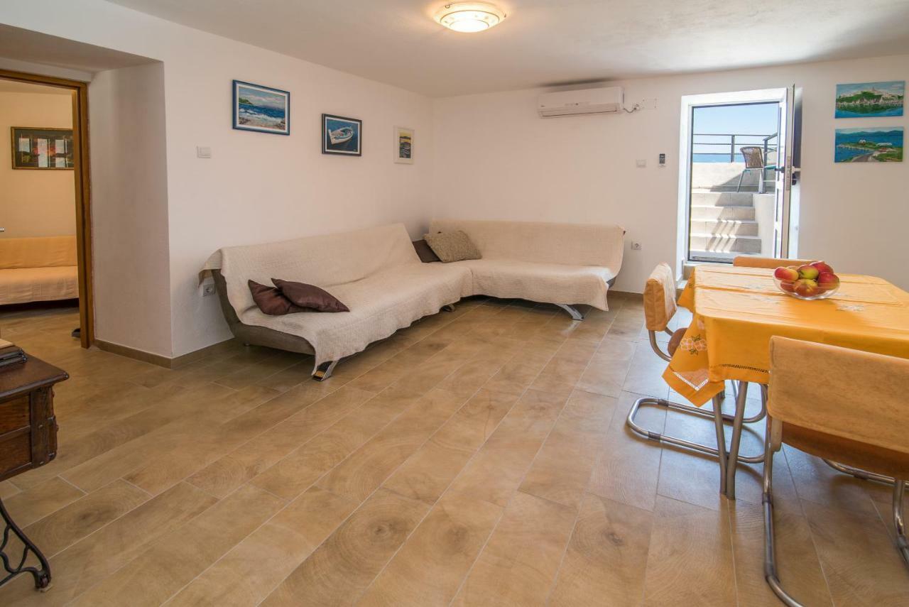 ורבניק Apartment Andrija מראה חיצוני תמונה